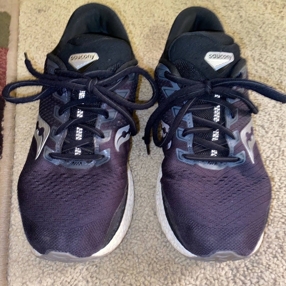 Saucony Tennis Shoes